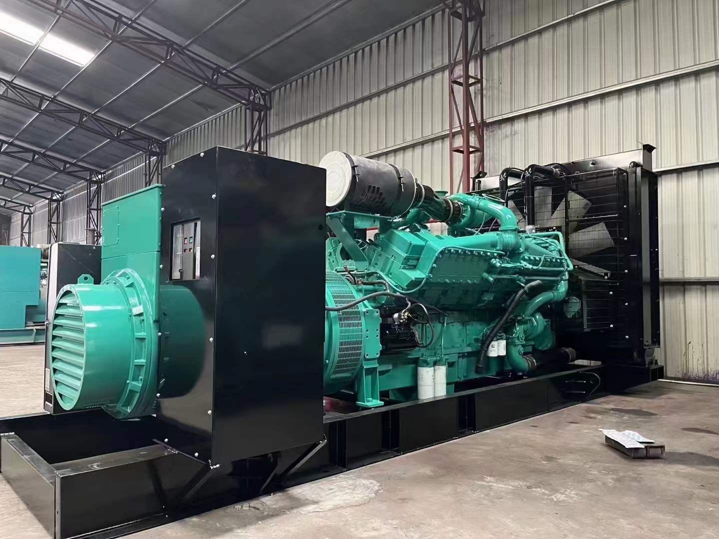 雁江如何降低 800kW 柴油发电机输出电流的波动？