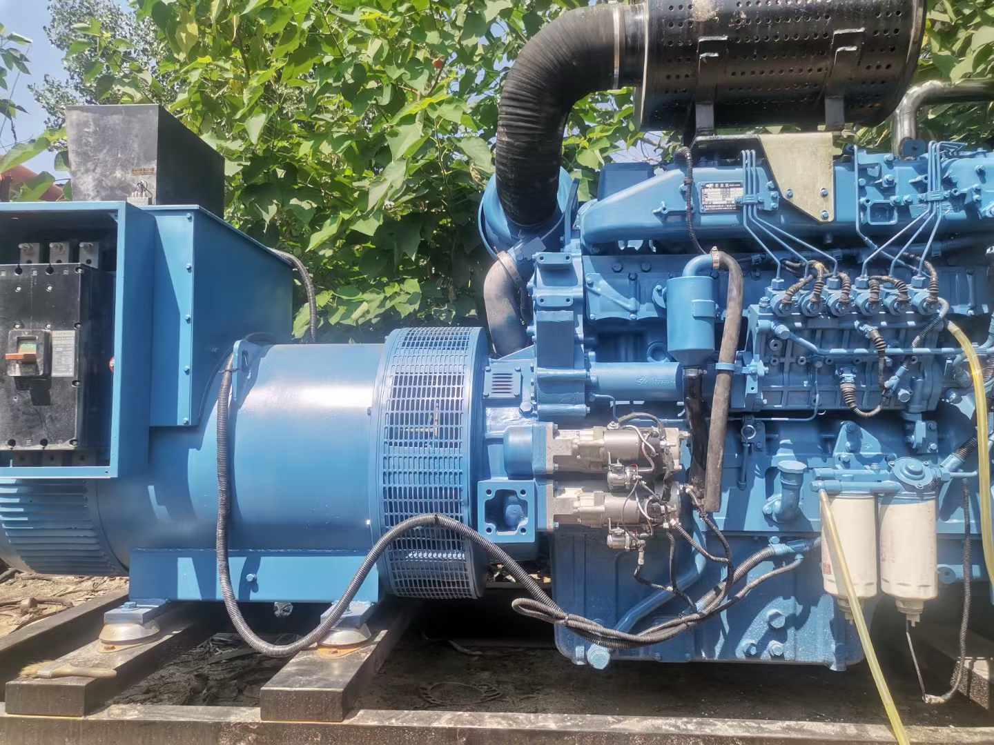 雁江详细说明降低 800kW 柴油发电机输出电流波动的方法