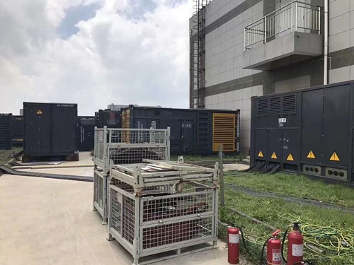 雁江除了定期检查，还有哪些方法可以及时发现接触式转速表探头的磨损？
