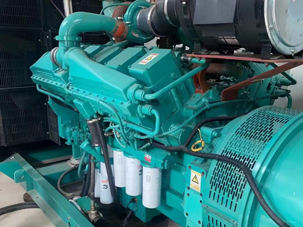 雁江更换100kW柴油发电机组机油时，需要注意哪些事项？